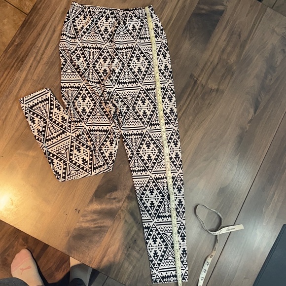 Super Stretchy & comfy leggings - Picture 3 of 4
